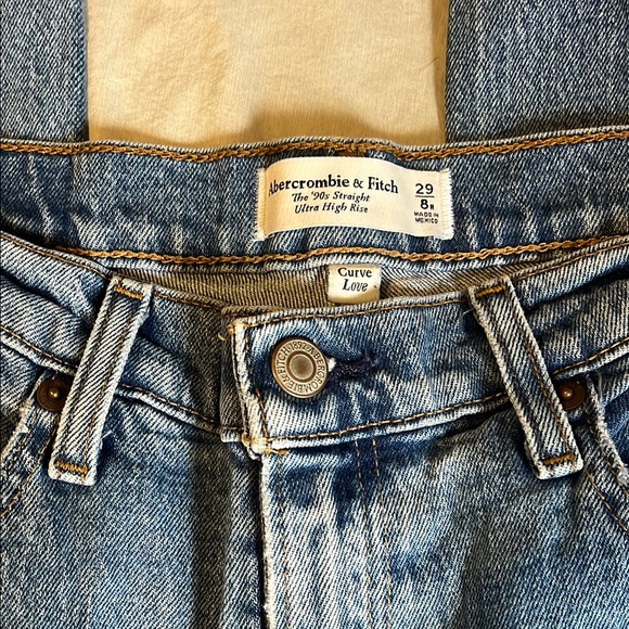 Abercrombie & Fitch Ultra high rise straight curve love - Picture 2 of 4